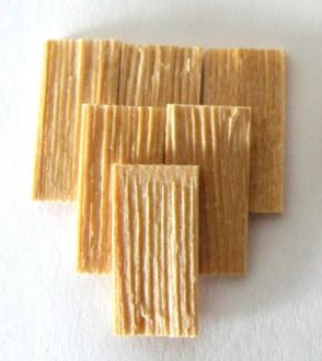 Z-34 Holzschindeln Lärche eckig gerade 1:10